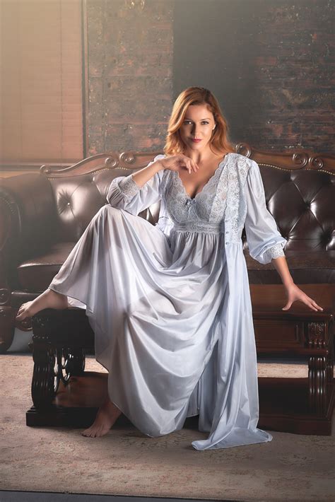 75 shipping vintage peignoir set nightgown robe lingerie 10. . Wedding night peignoir sets